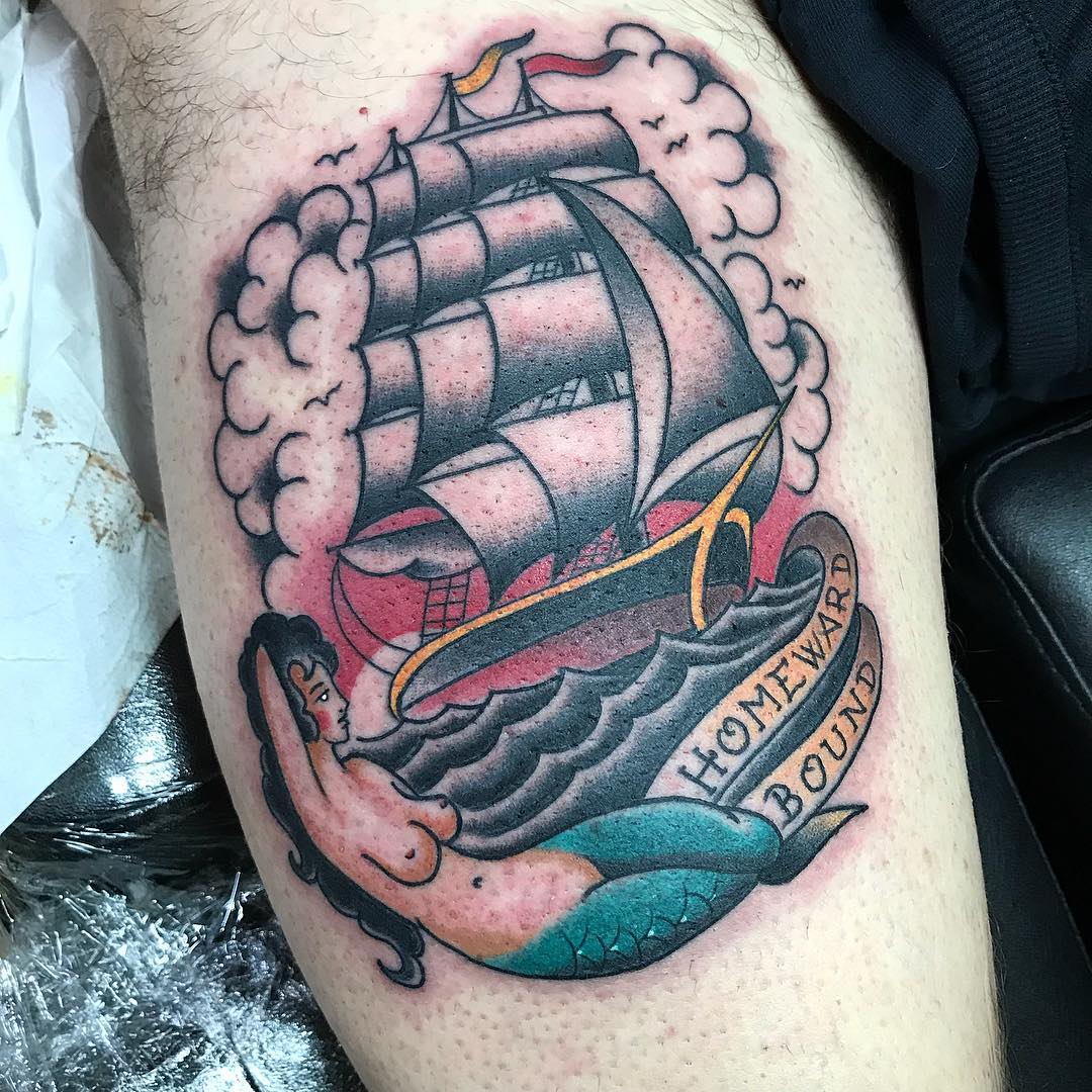 益先生大腿oldschool帆船美人鱼纹身图案